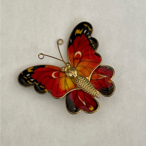 Jewelry - Sweet Vintage Colorful Metal Butterfly Brooch